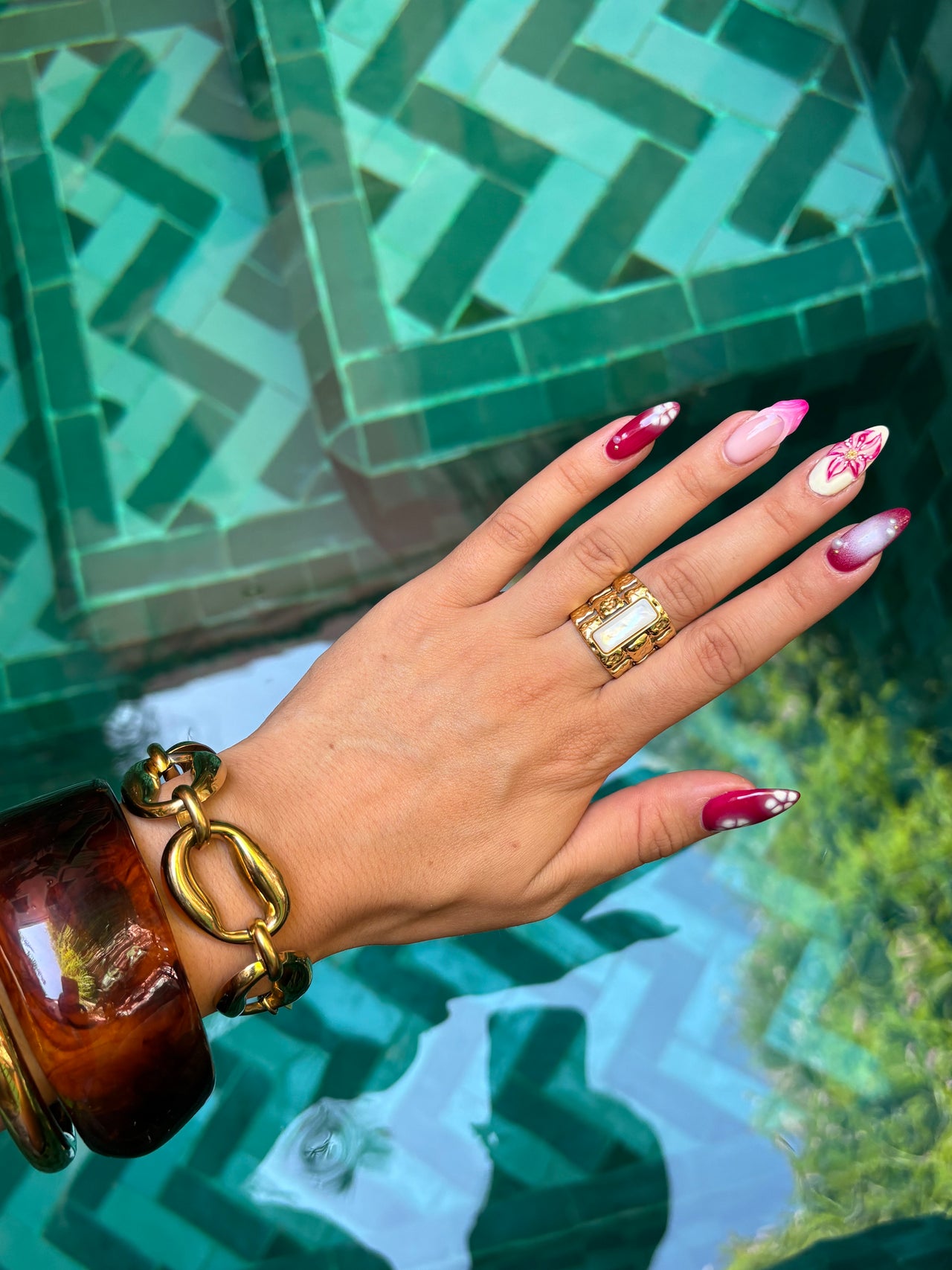 PEARL LONG STONE RING