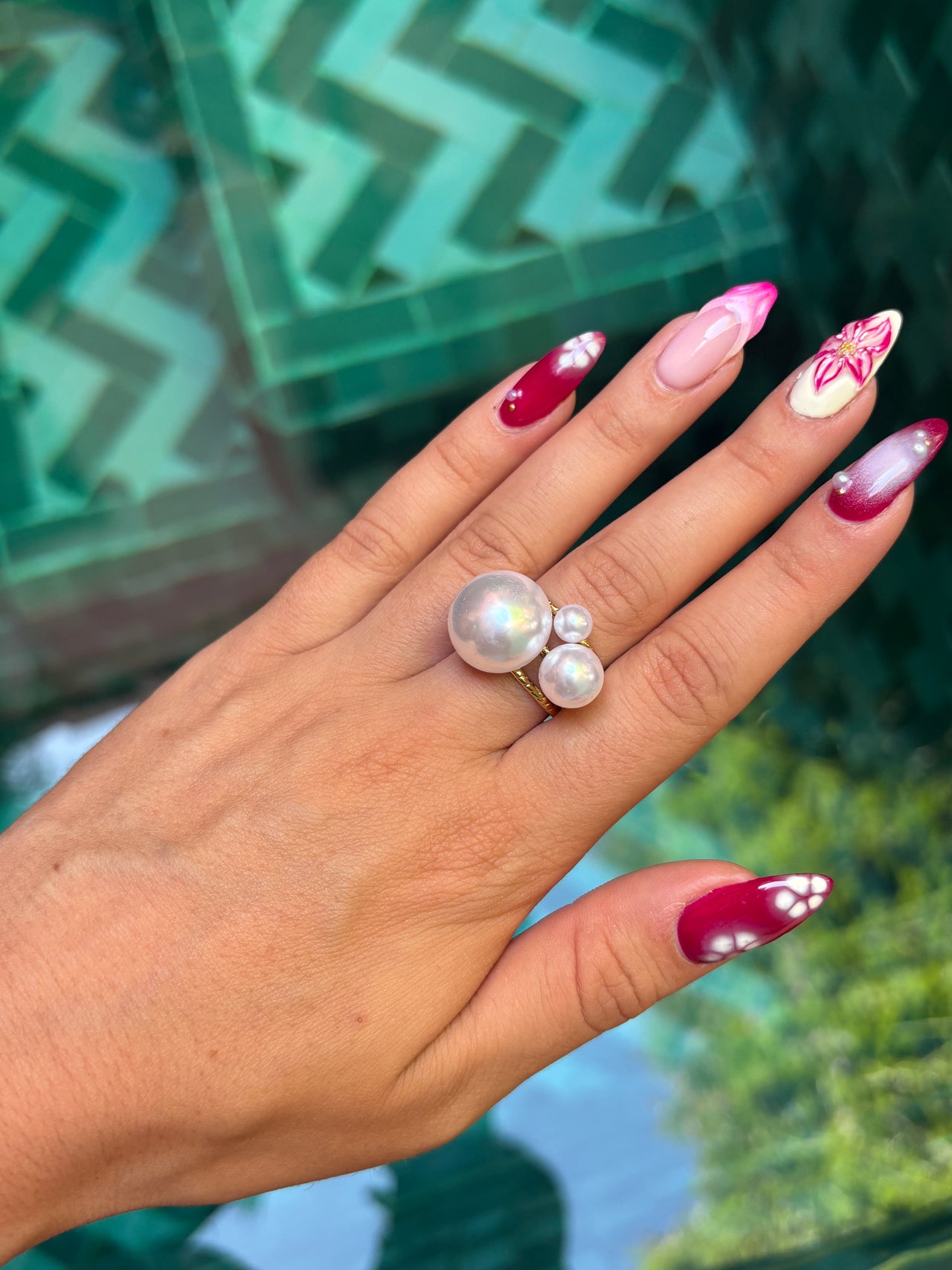 TRIO PEARL RING