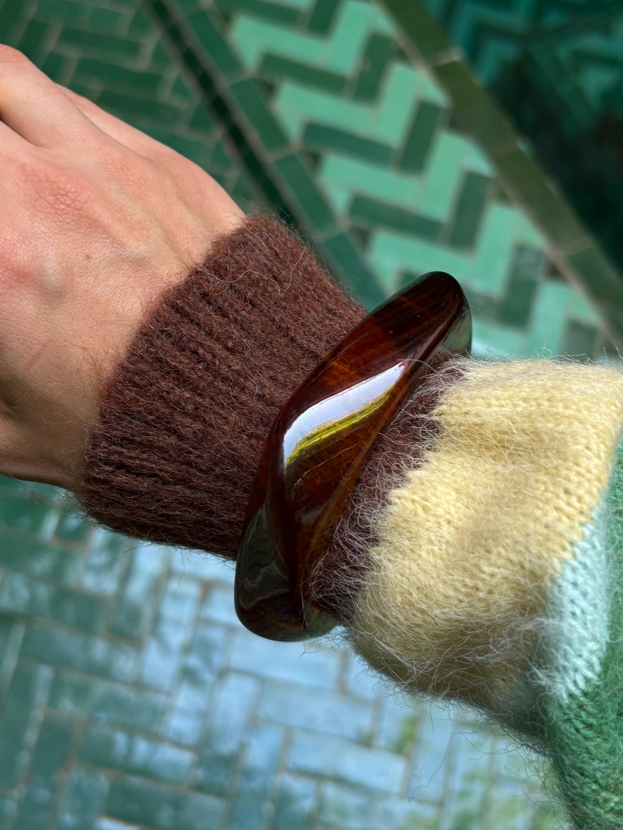 BROWN SQUARE BANGLE